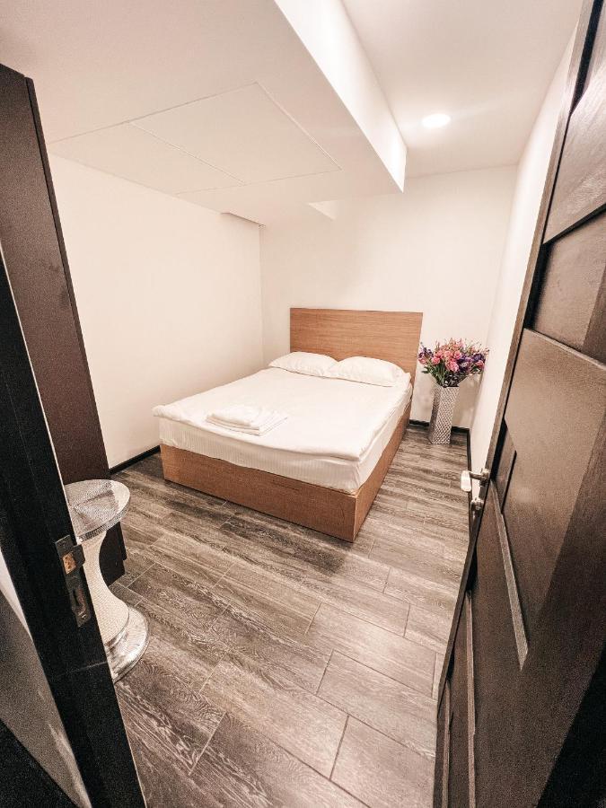 It Hotel Tumanyan Street Jerevan Eksteriør bilde
