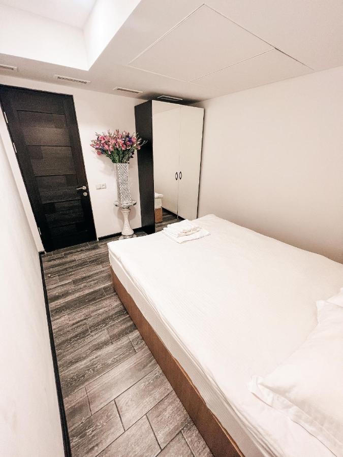 It Hotel Tumanyan Street Jerevan Eksteriør bilde